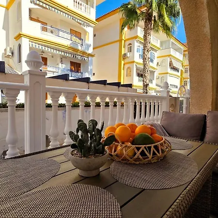 Casa Del Mar Apartment *