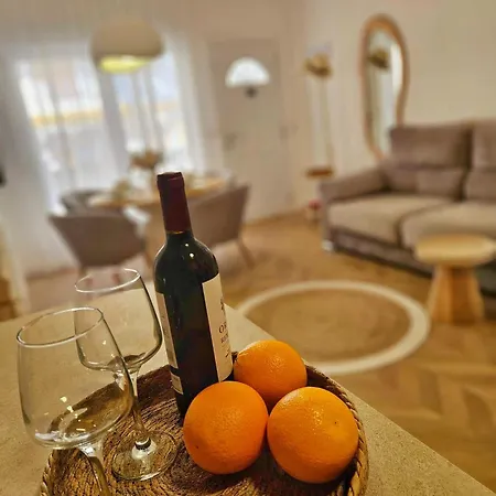 Апартаменты Casa Del Mar Торевьиа